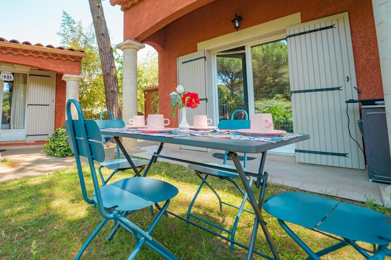 La Bastide Des Pins Bed and Breakfast Castillon-du-Gard Buitenkant foto