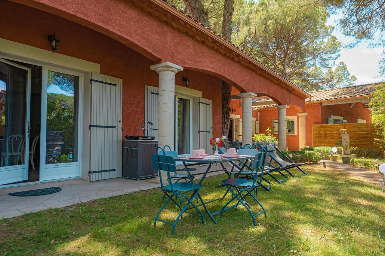 La Bastide Des Pins Bed and Breakfast Castillon-du-Gard Buitenkant foto