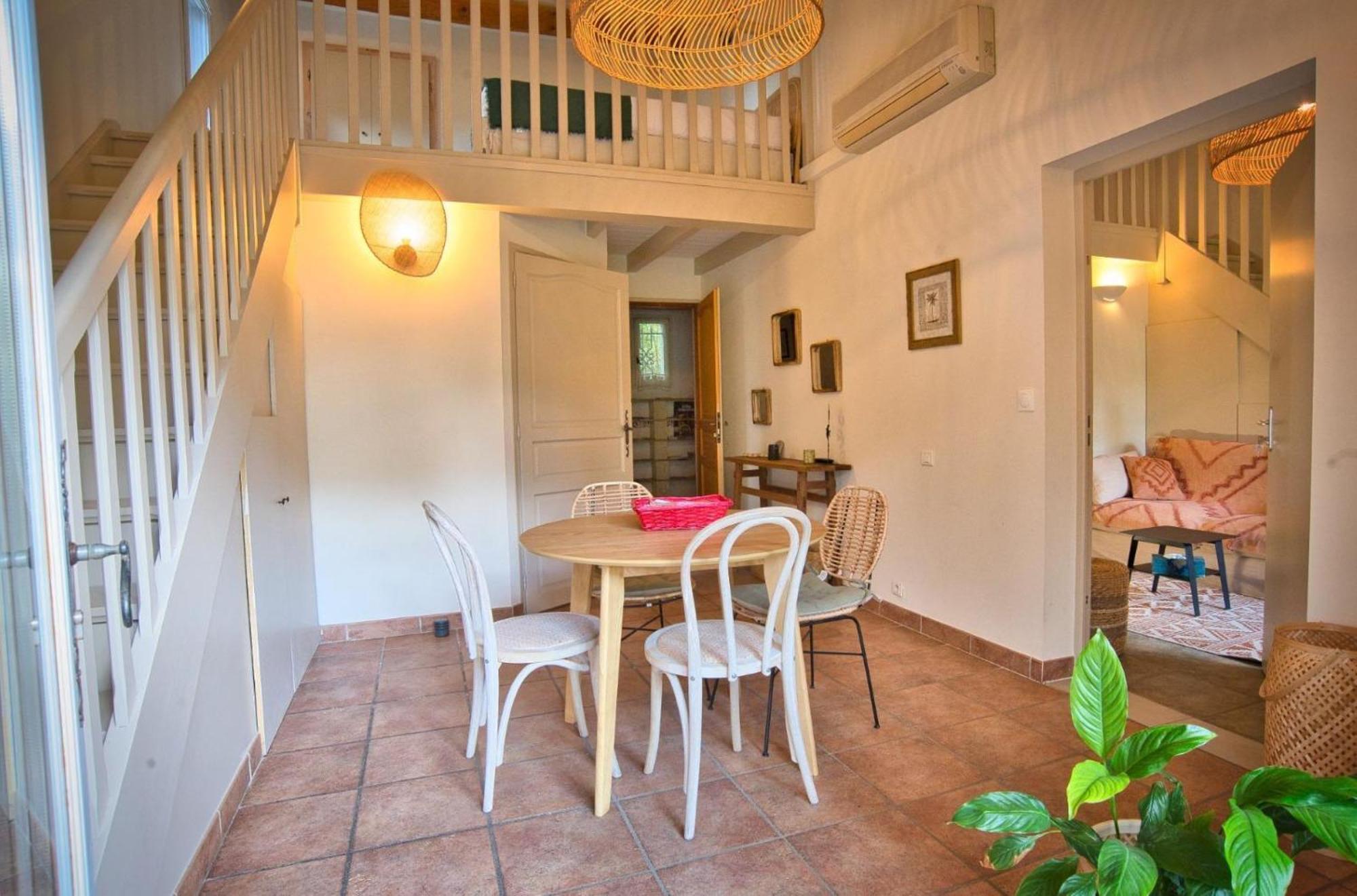 La Bastide Des Pins Bed and Breakfast Castillon-du-Gard Buitenkant foto